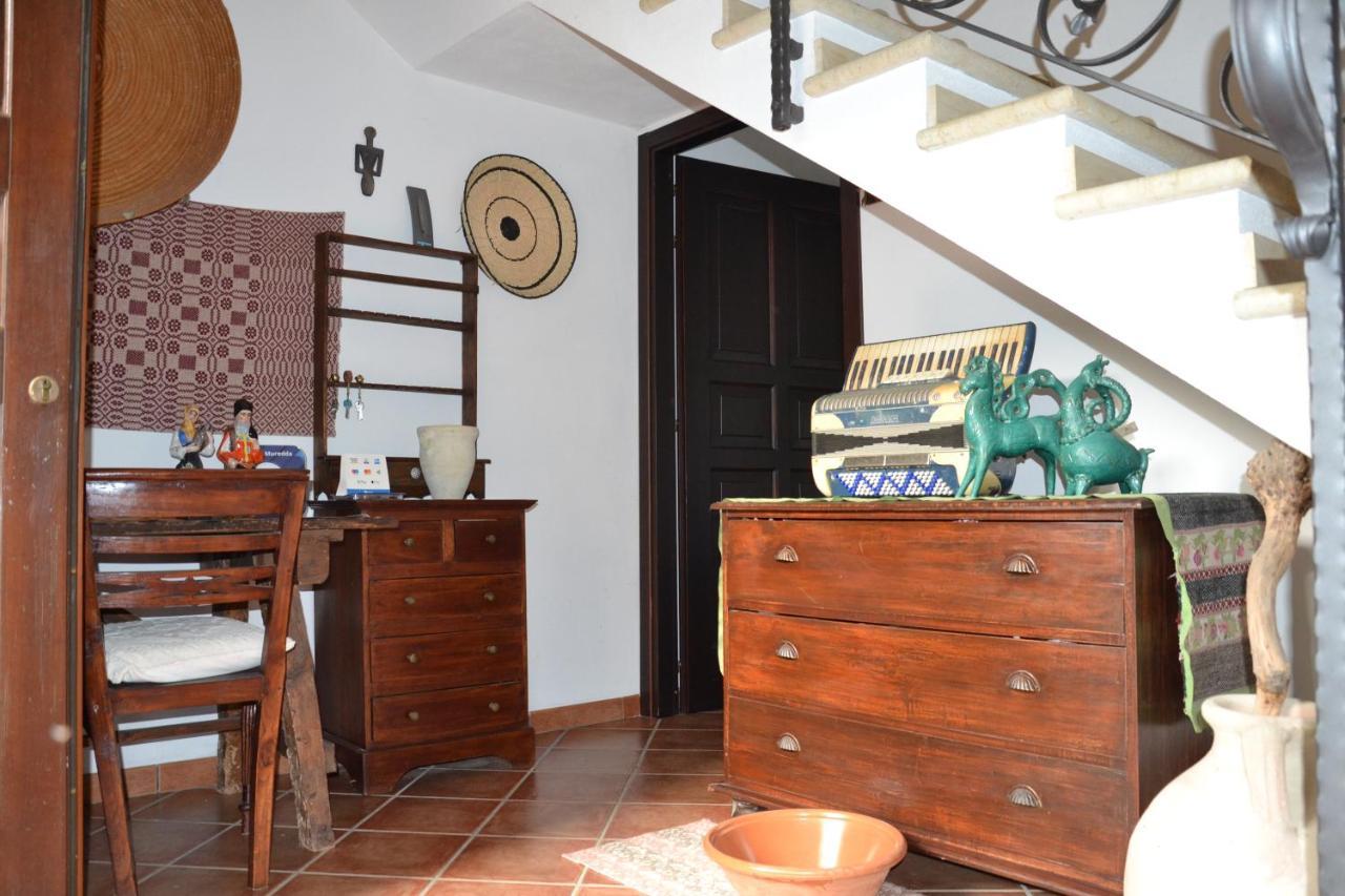 B&B Sa Muredda Sardara Eksteriør billede